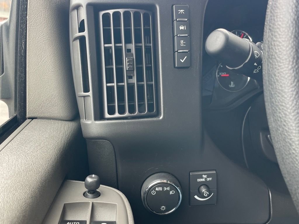 Used 2024 Chevrolet Express 2500 Work Van w/ Driver Convenience Package image 16