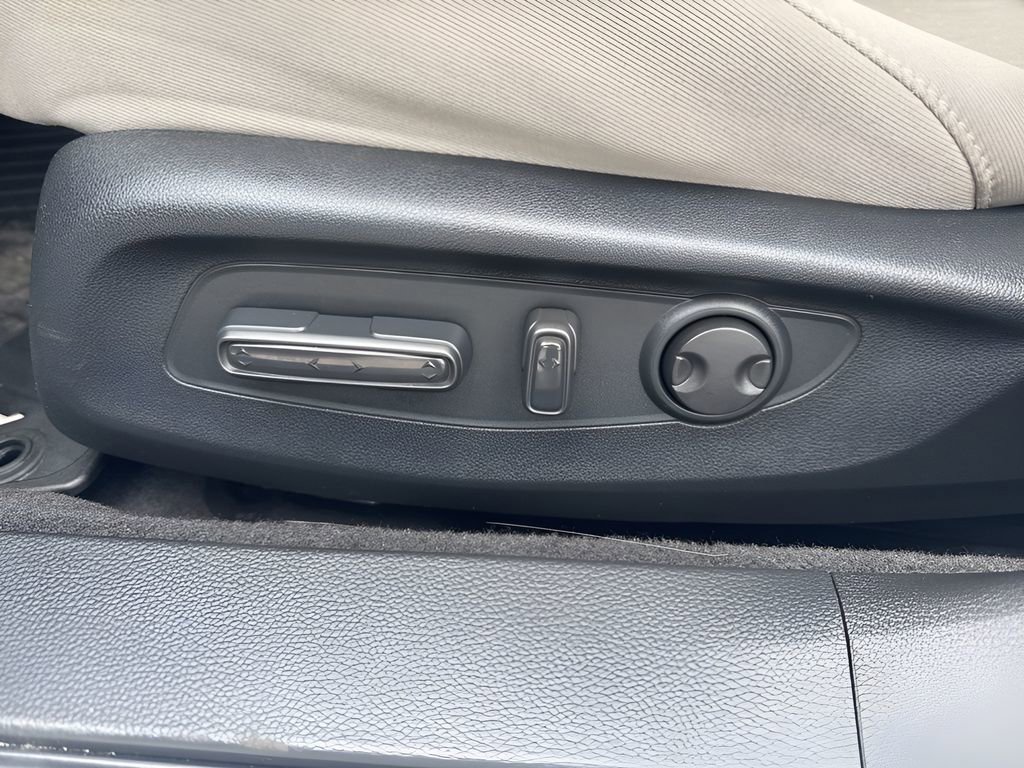 Used 2024 Honda Accord EX image 10