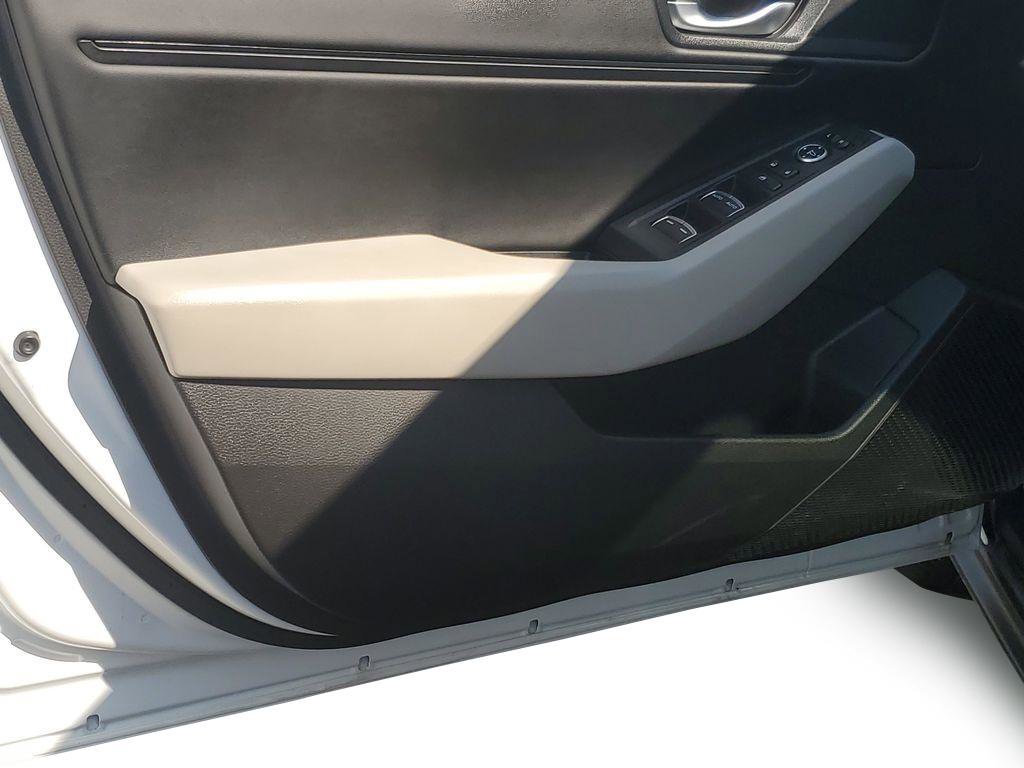 Certified 2025 Honda Accord SE image 11