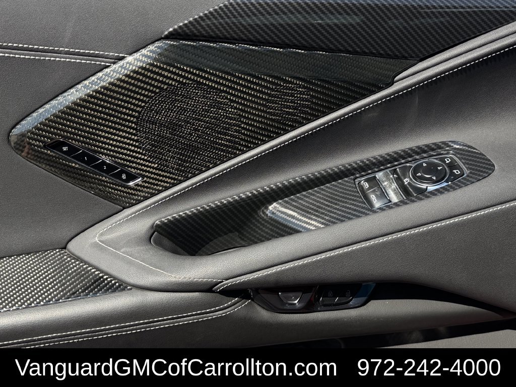 Used 2025 Chevrolet Corvette E-Ray w/ Stealth Interior Trim Package AWD/4WD image 31
