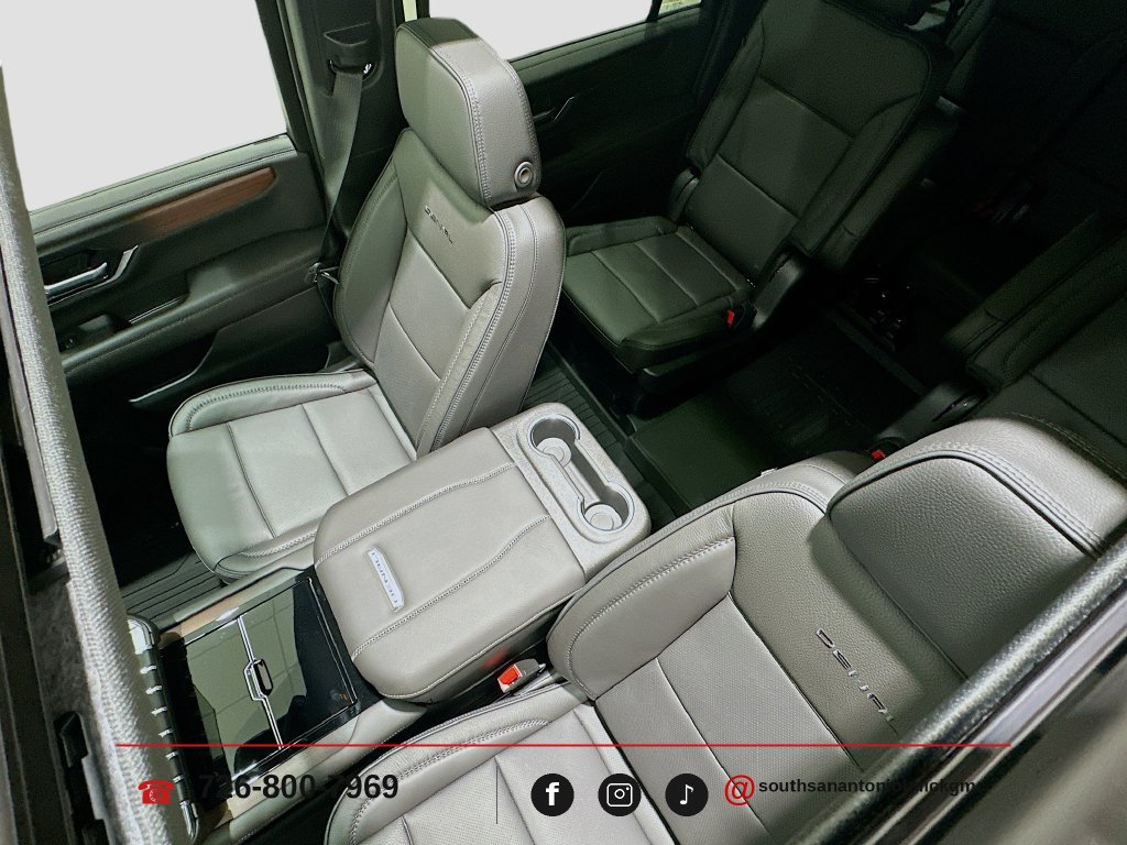 New 2026 GMC Yukon XL Denali w/ Sun & Power Step Package AWD/4WD image 24