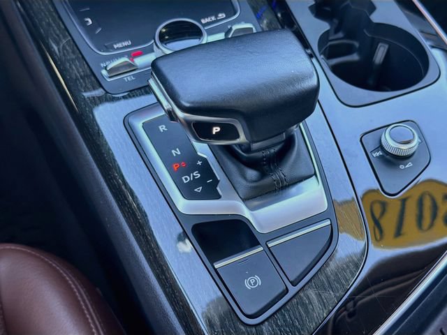 Used 2018 Audi Q7 3.0T Prestige w/ Prestige Package AWD/4WD image 30