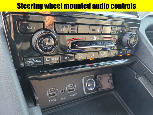 Used 2024 Jeep Grand Cherokee Altitude AWD/4WD image 17