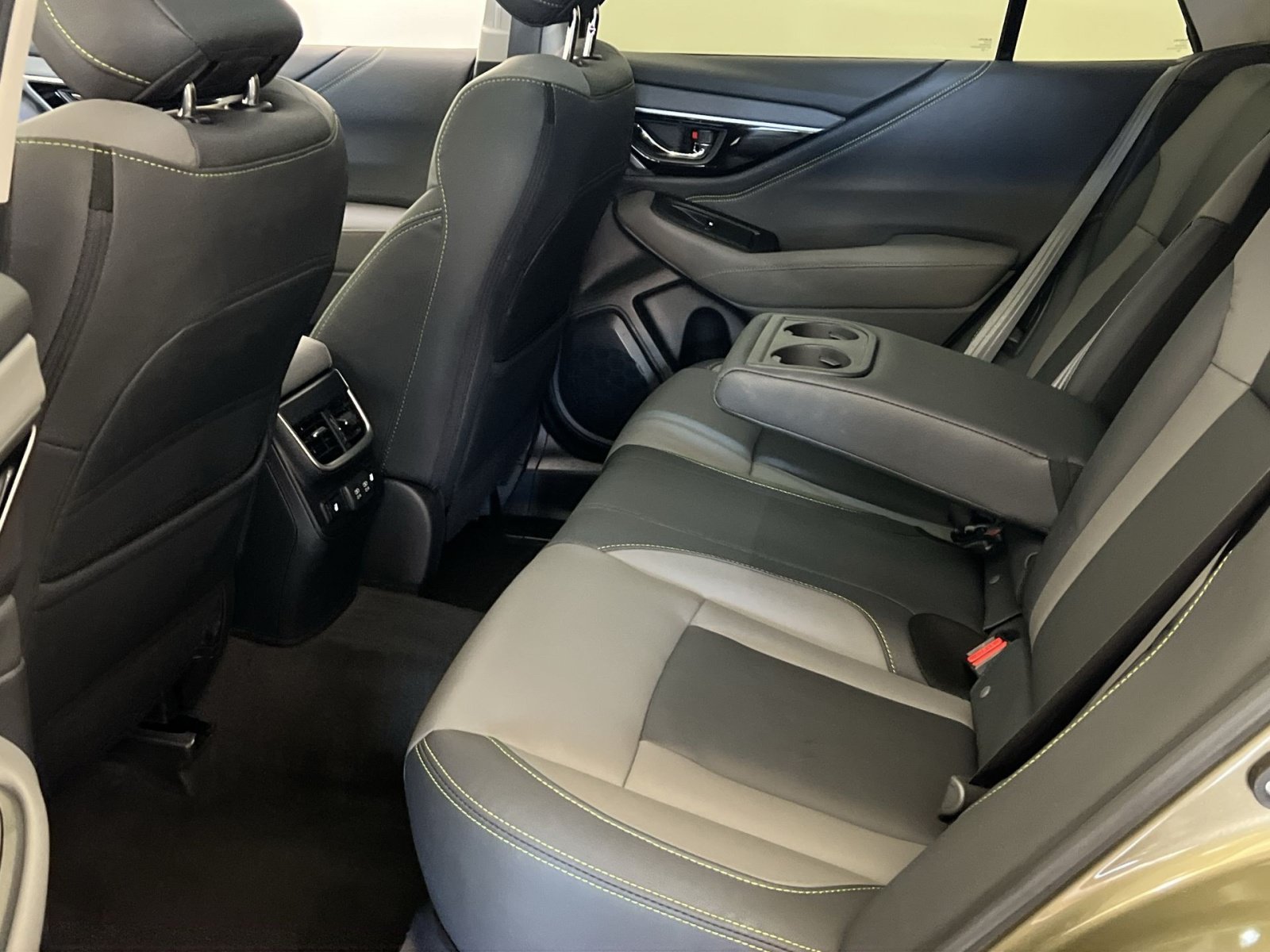 Used 2020 Subaru Outback Onyx Edition XT AWD/4WD image 24