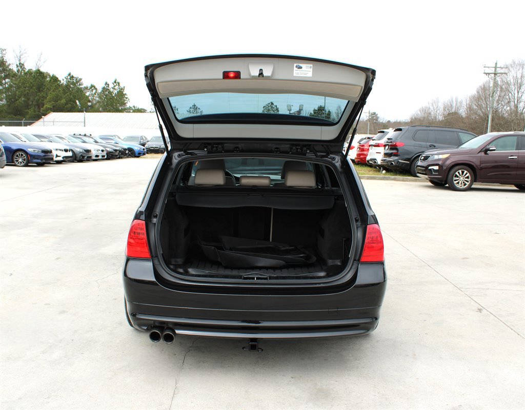 Used 2009 BMW 328i Wagon image 30