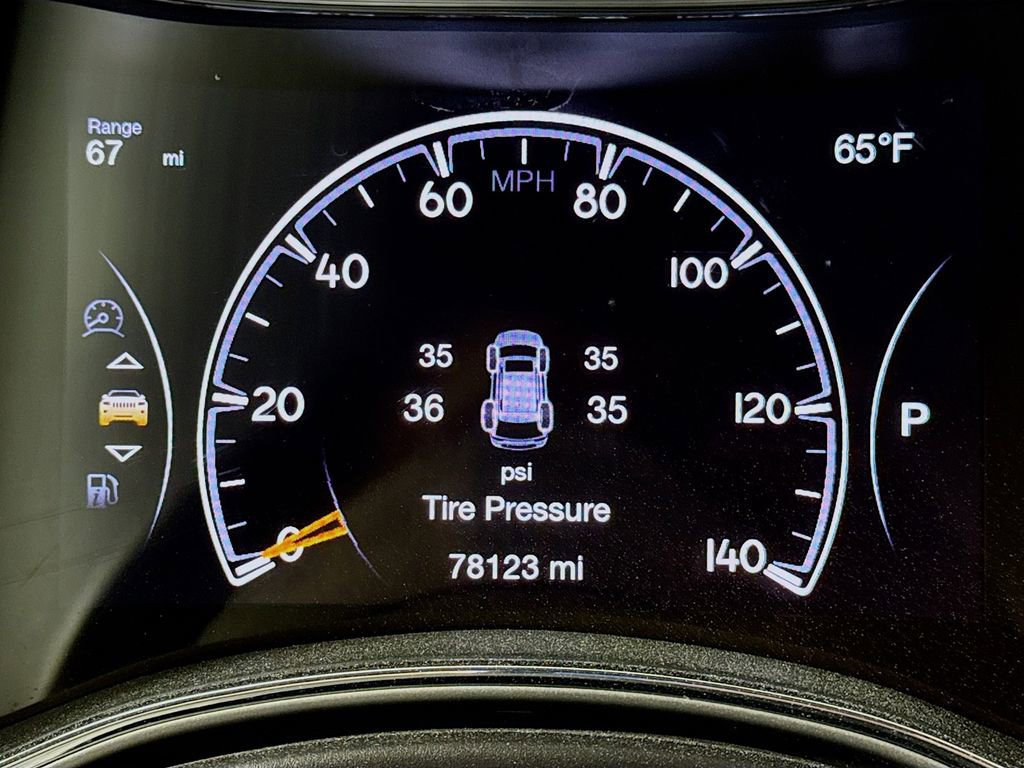 Used 2018 Jeep Grand Cherokee Limited image 12