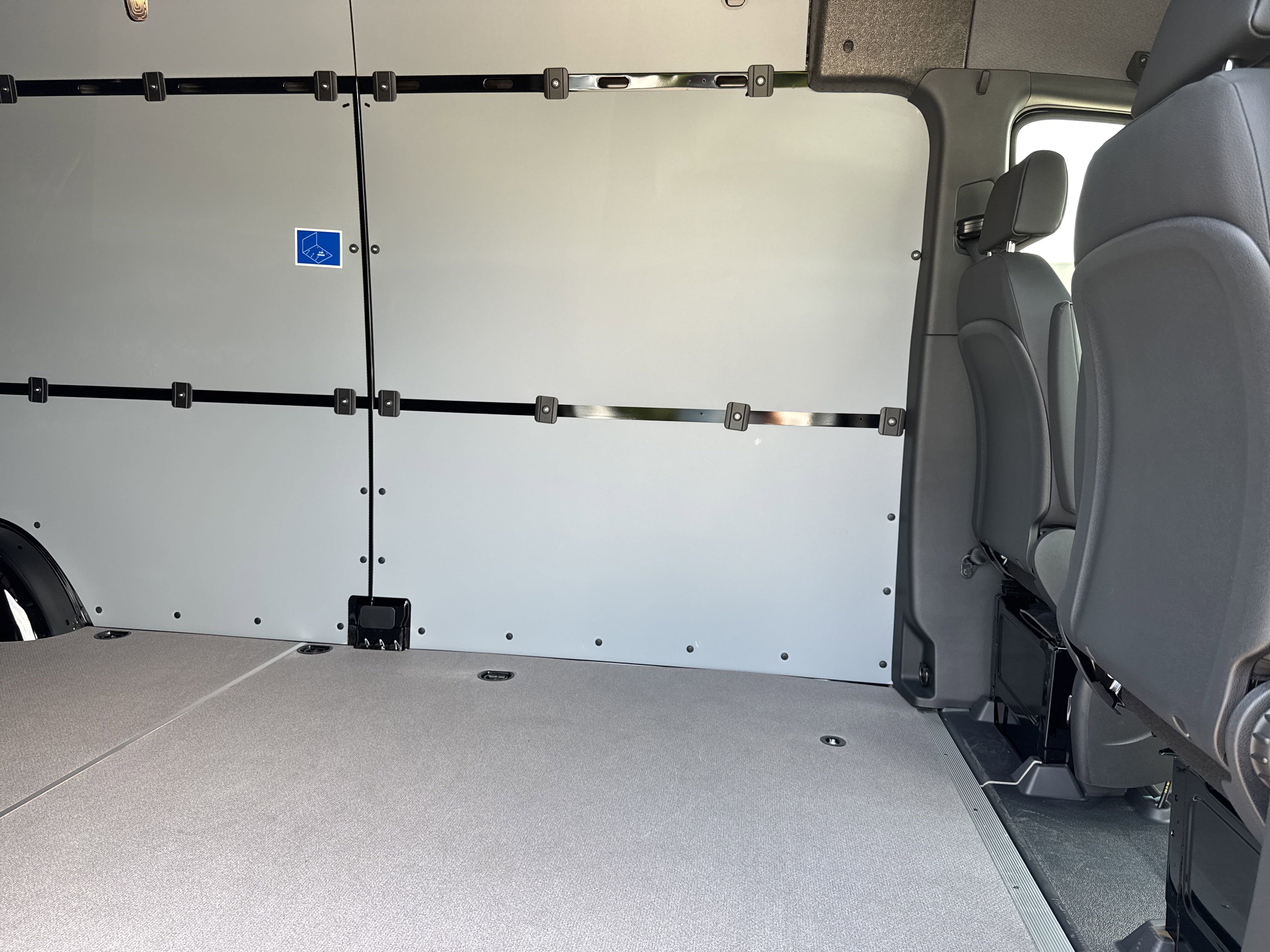 New 2025 Mercedes-Benz Sprinter 2500 image 21