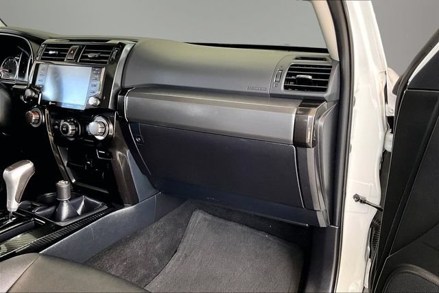 Used 2024 Toyota 4Runner TRD Off-Road Premium w/ Moonroof Package AWD/4WD image 21