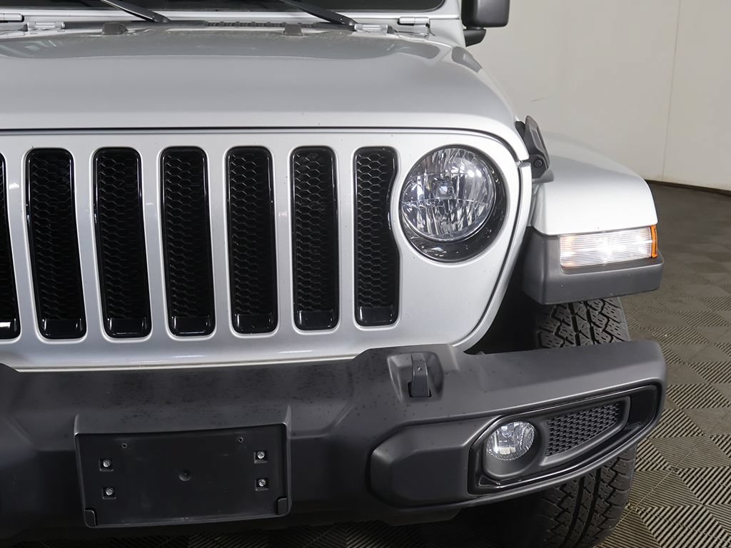 Used 2023 Jeep Wrangler Unlimited Sahara AWD/4WD image 12