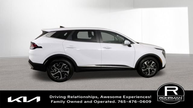 Used 2025 Kia Sportage EX image 10