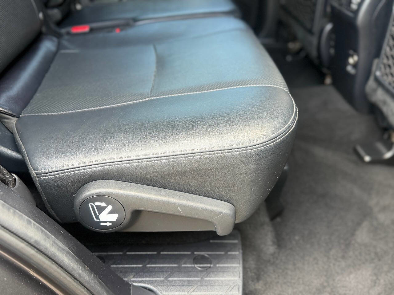 Used 2018 Toyota 4Runner Limited AWD/4WD image 51