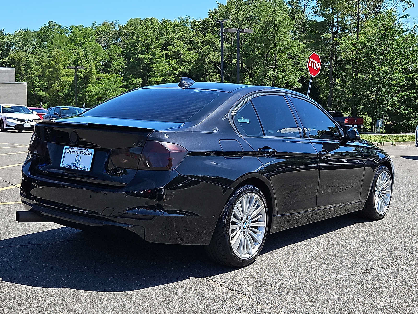 Used 2015 BMW 328i xDrive Sedan AWD/4WD image 7