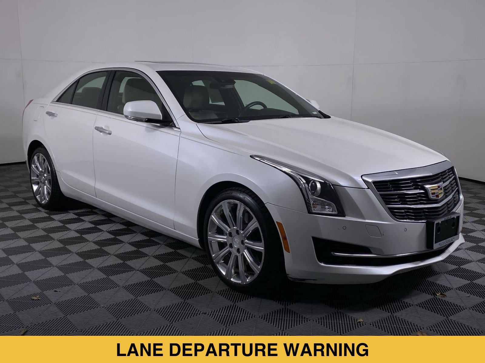 Used 2017 Cadillac ATS Luxury w/ Safety and Security Package AWD/4WD image 21