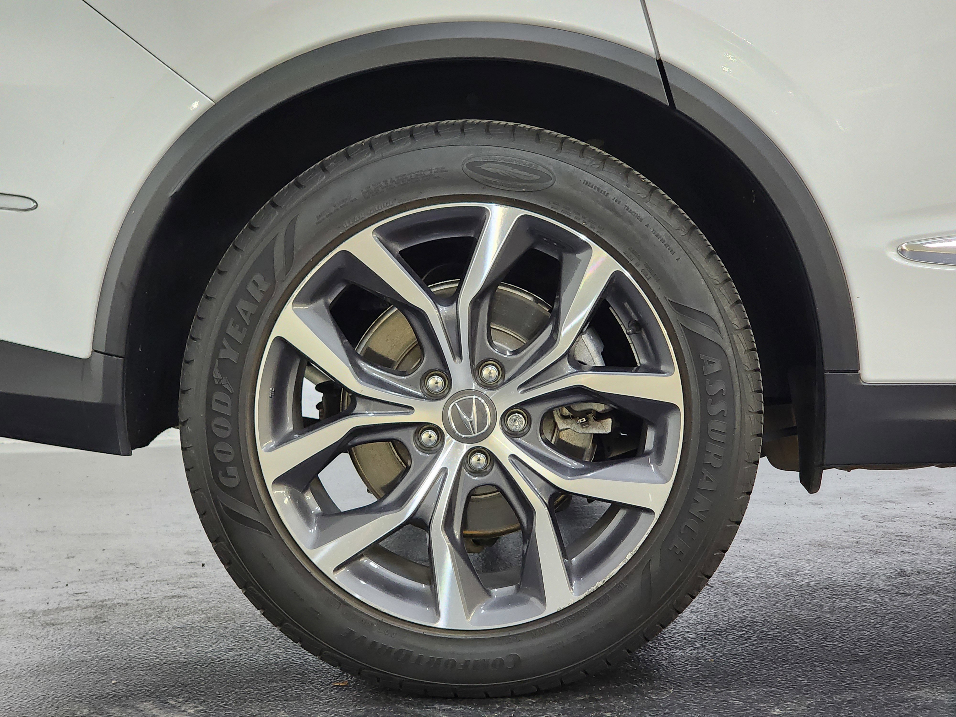 Used 2023 Acura MDX SH-AWD w/ Technology Package image 28