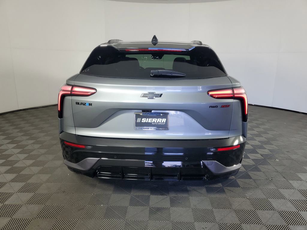 New 2026 Chevrolet Blazer EV SS image 5
