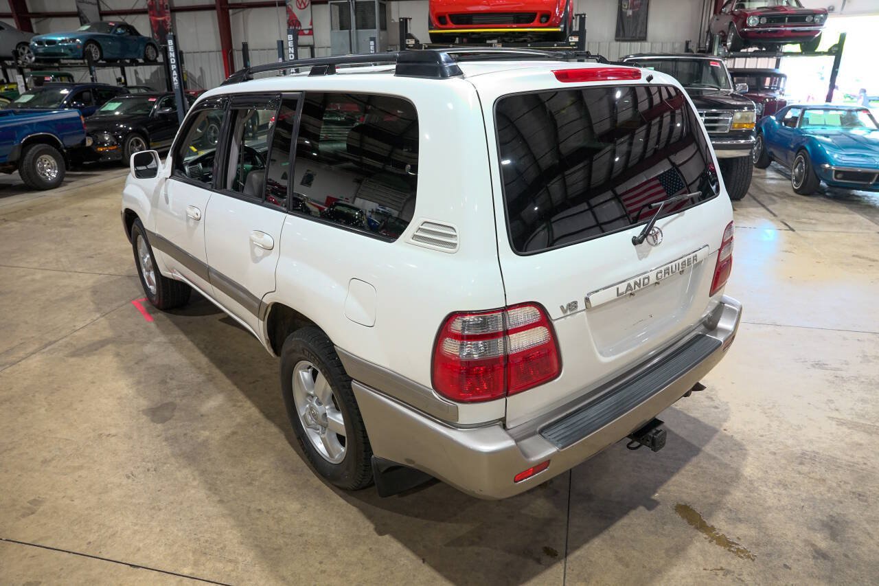 Used 2005 Toyota Land Cruiser AWD/4WD image 16