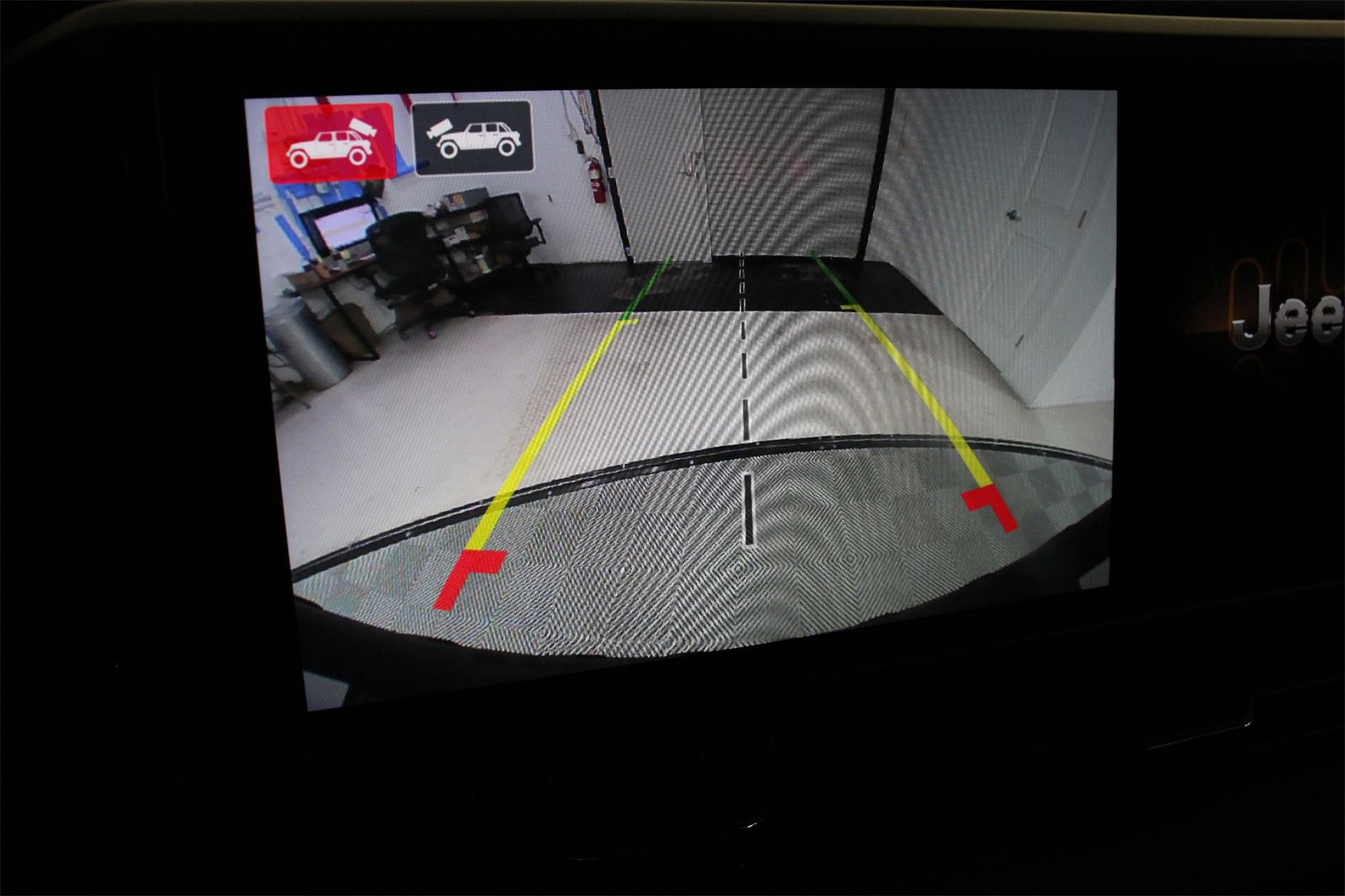 Used 2024 Jeep Wrangler Unlimited Rubicon 4xe w/ Technology Group image 13