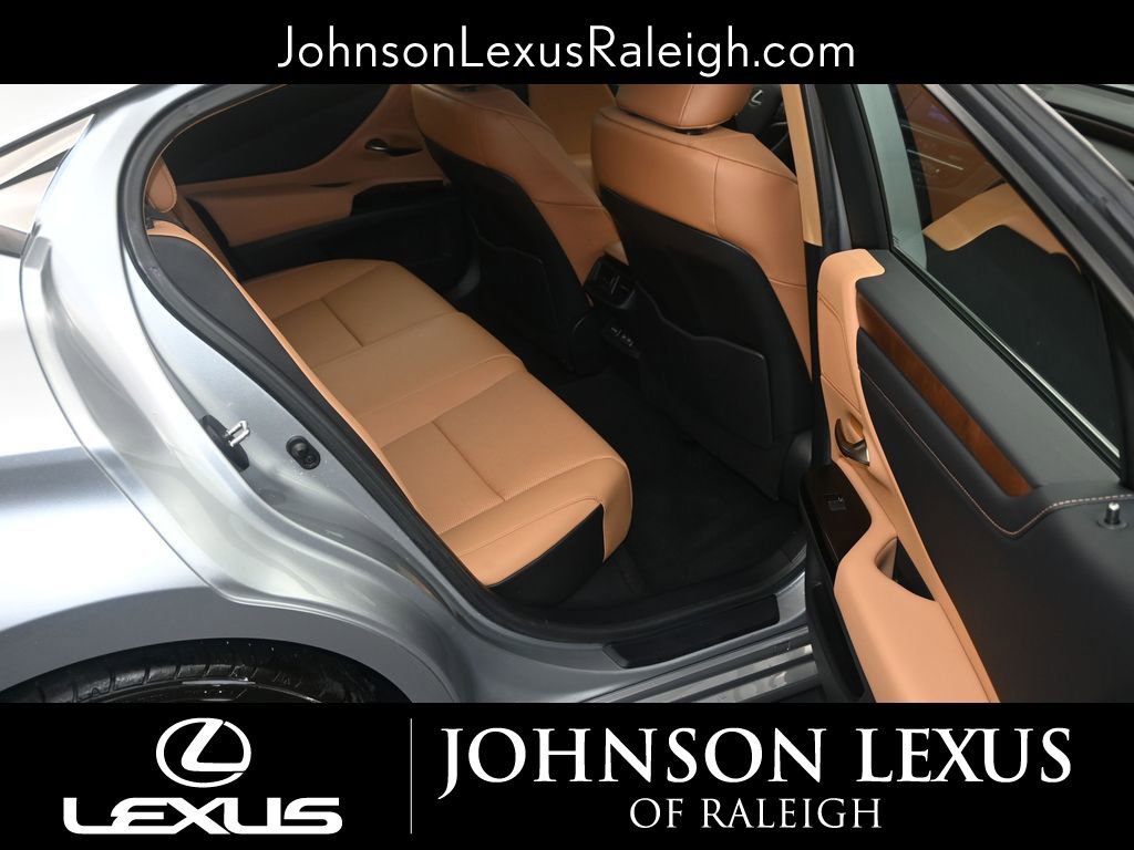Certified 2024 Lexus ES 350 w/ Premium Package image 11