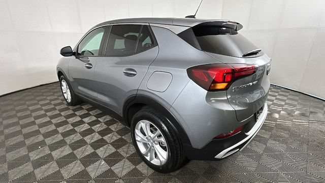 Used 2023 Buick Encore GX Preferred w/ Cold Weather Comfort Package AWD/4WD image 4