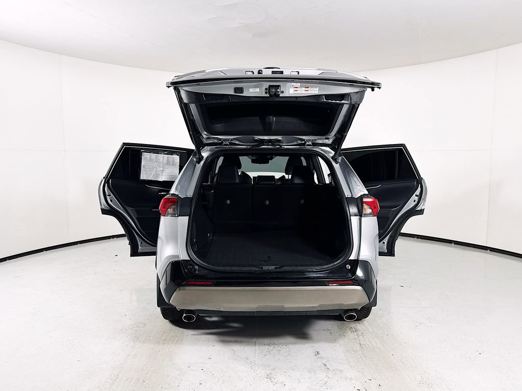 Used 2020 Toyota RAV4 XSE AWD/4WD image 26