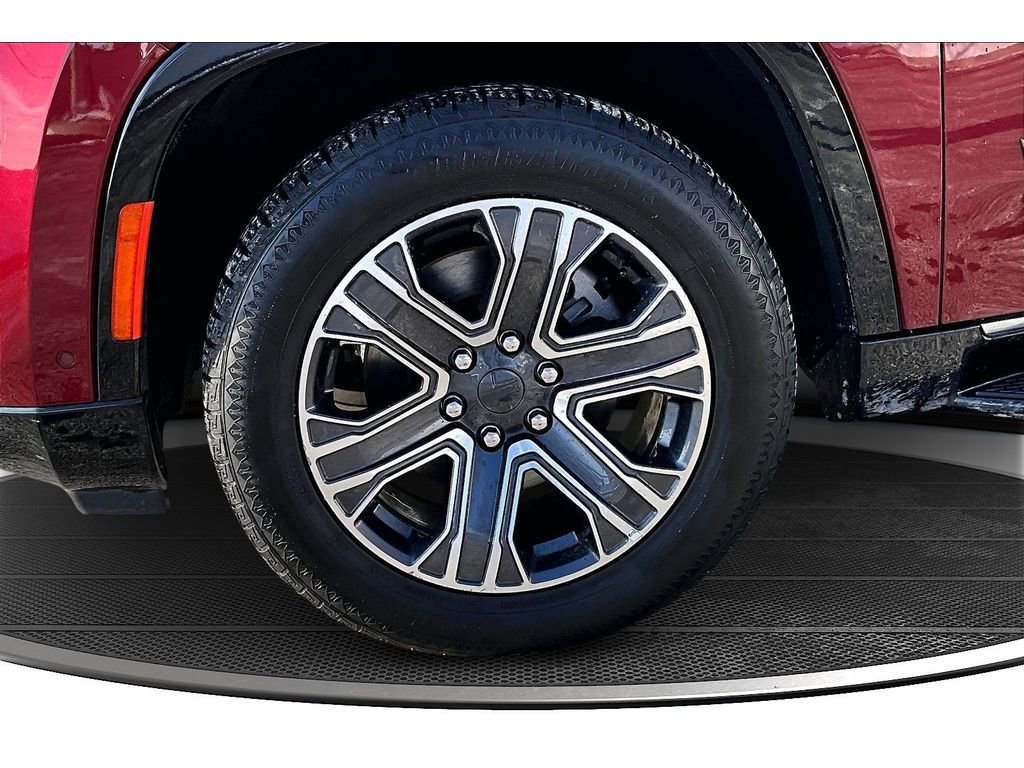 Certified 2024 Jeep Wagoneer L Series II w/ Flexible Seating Group image 10