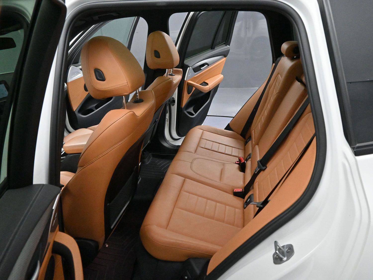 Used 2018 BMW X3 M40i image 29