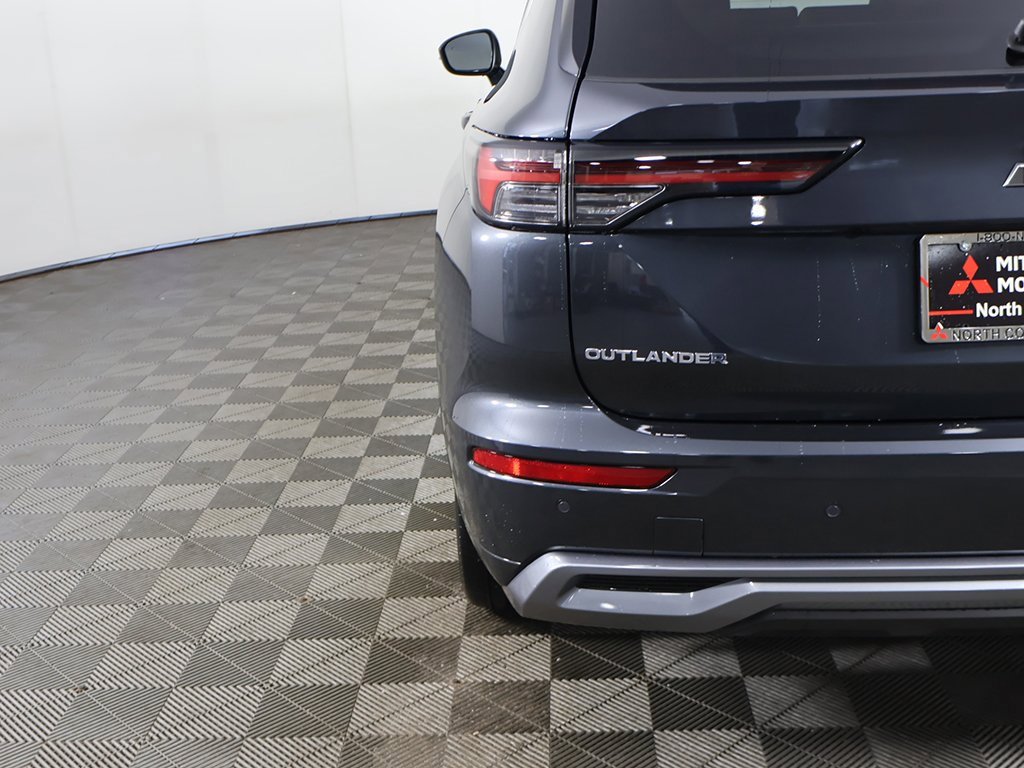 New 2025 Mitsubishi Outlander SEL image 20
