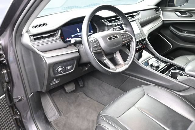 Used 2022 Jeep Grand Cherokee Limited RWD image 18