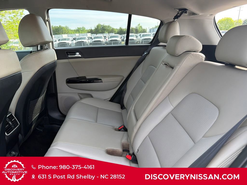 Used 2020 Kia Sportage EX image 28