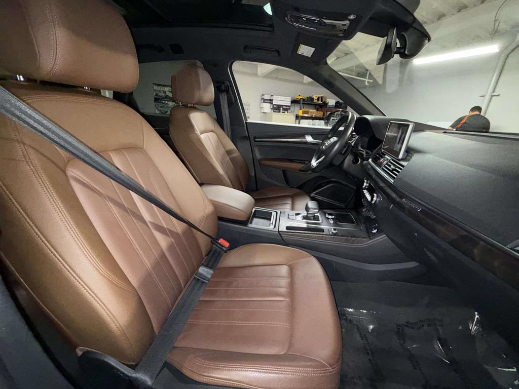 Used 2018 Audi Q5 Prestige w/ Prestige Package AWD/4WD image 14
