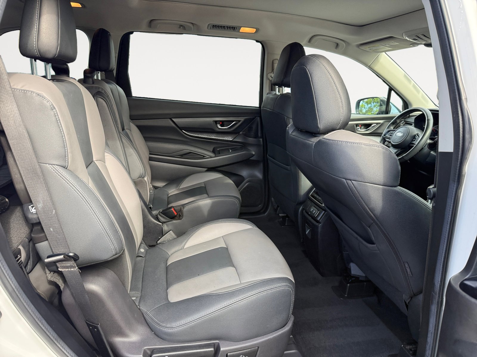 Used 2022 Subaru Ascent Onyx Edition image 18