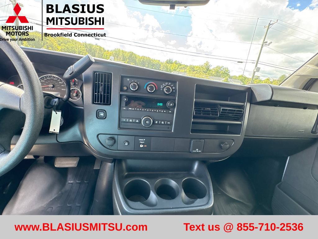 Used 2025 GMC Savana 2500 w/ Driver Convenience Package RWD image 24