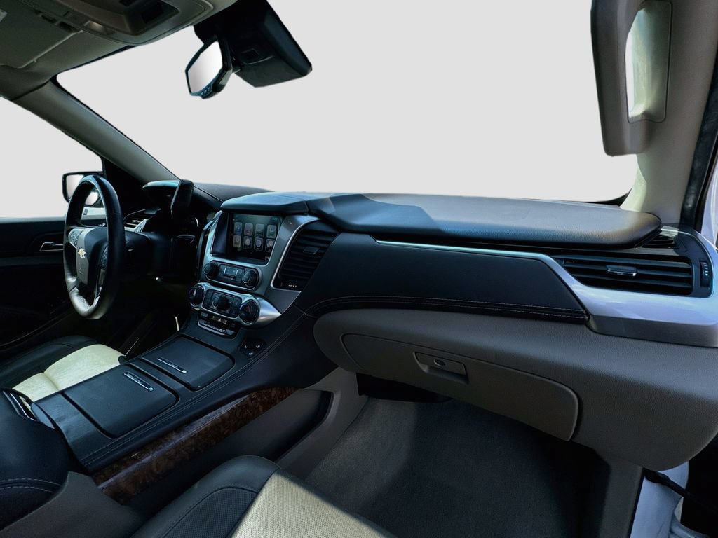 Used 2017 Chevrolet Suburban Premier RWD image 36