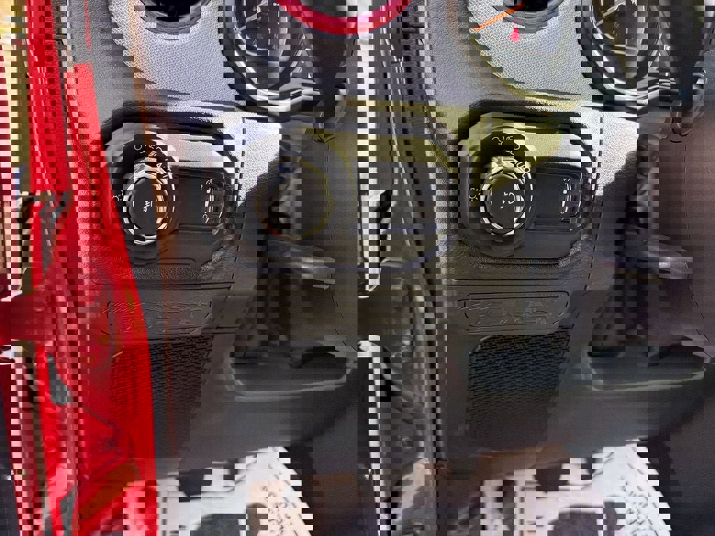 Used 2025 Jeep Wrangler Sport image 14