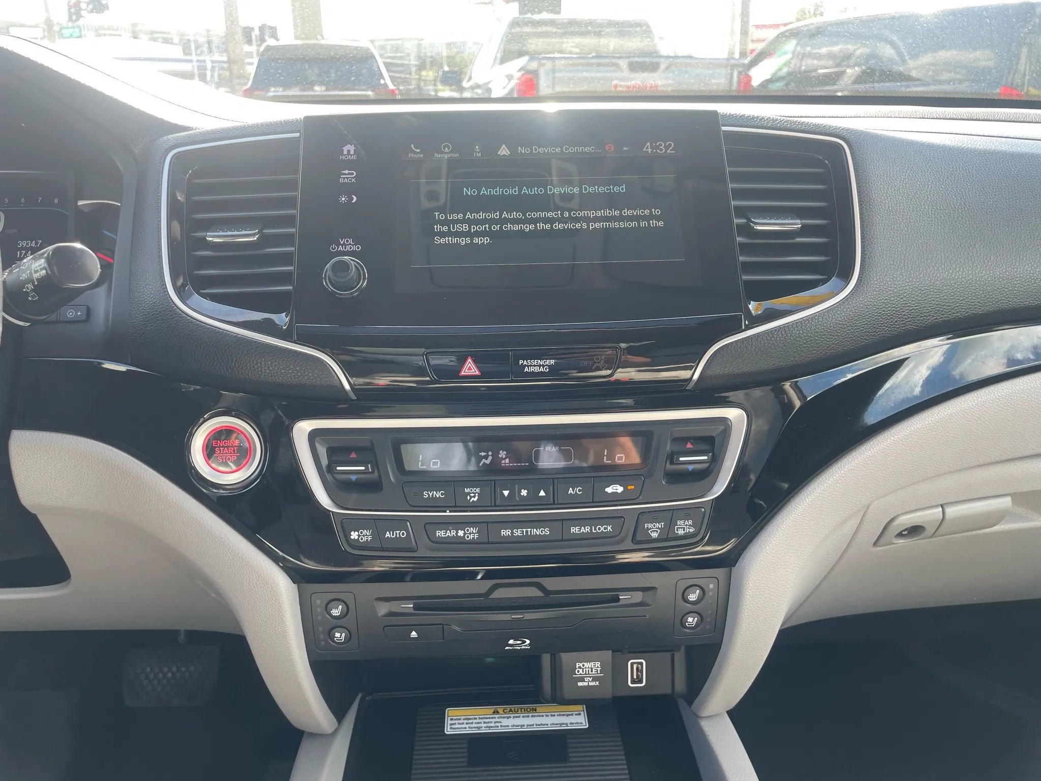 Used 2019 Honda Pilot Elite image 38