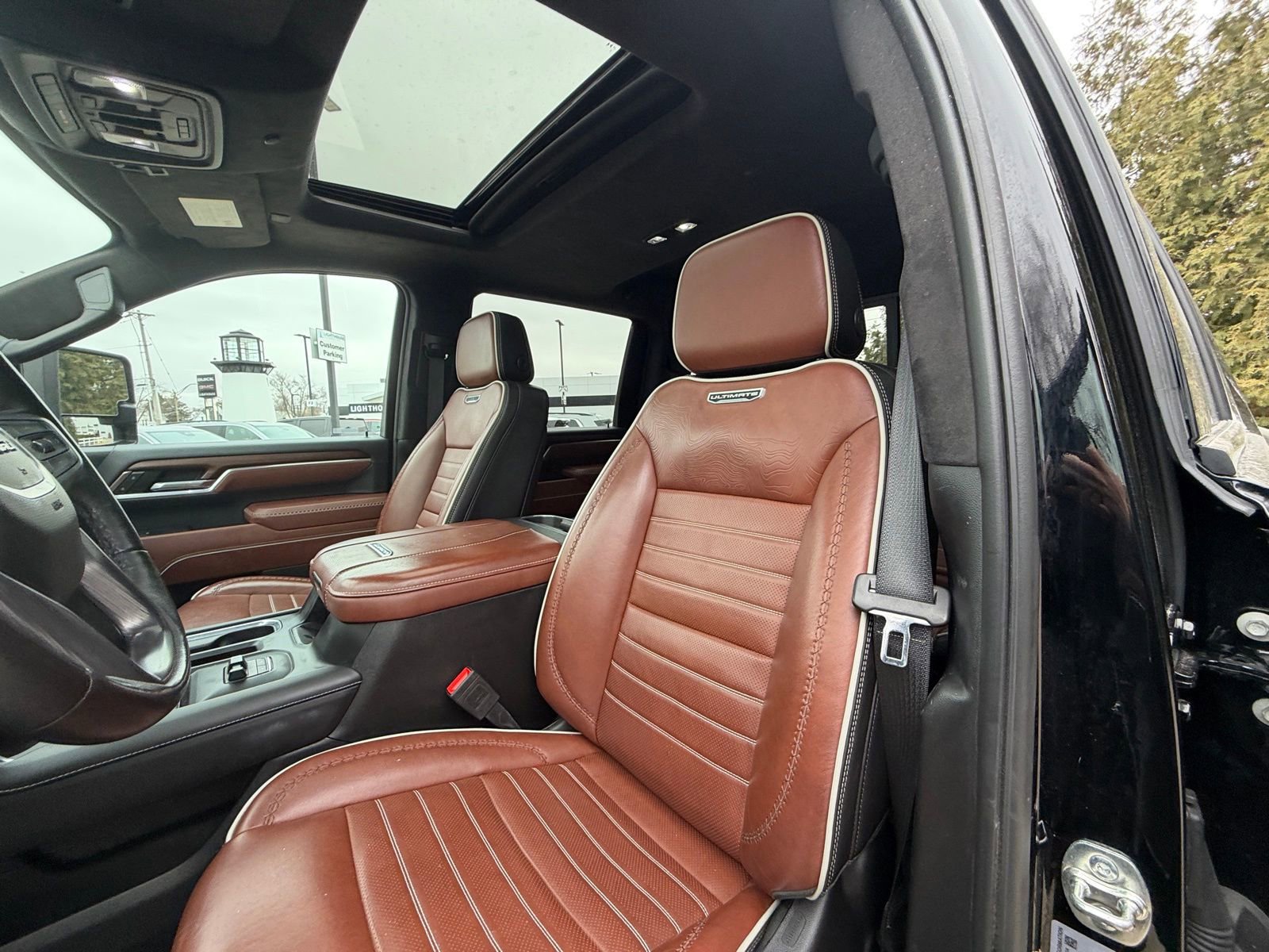 Used 2025 GMC Sierra 2500 Denali Ultimate image 11