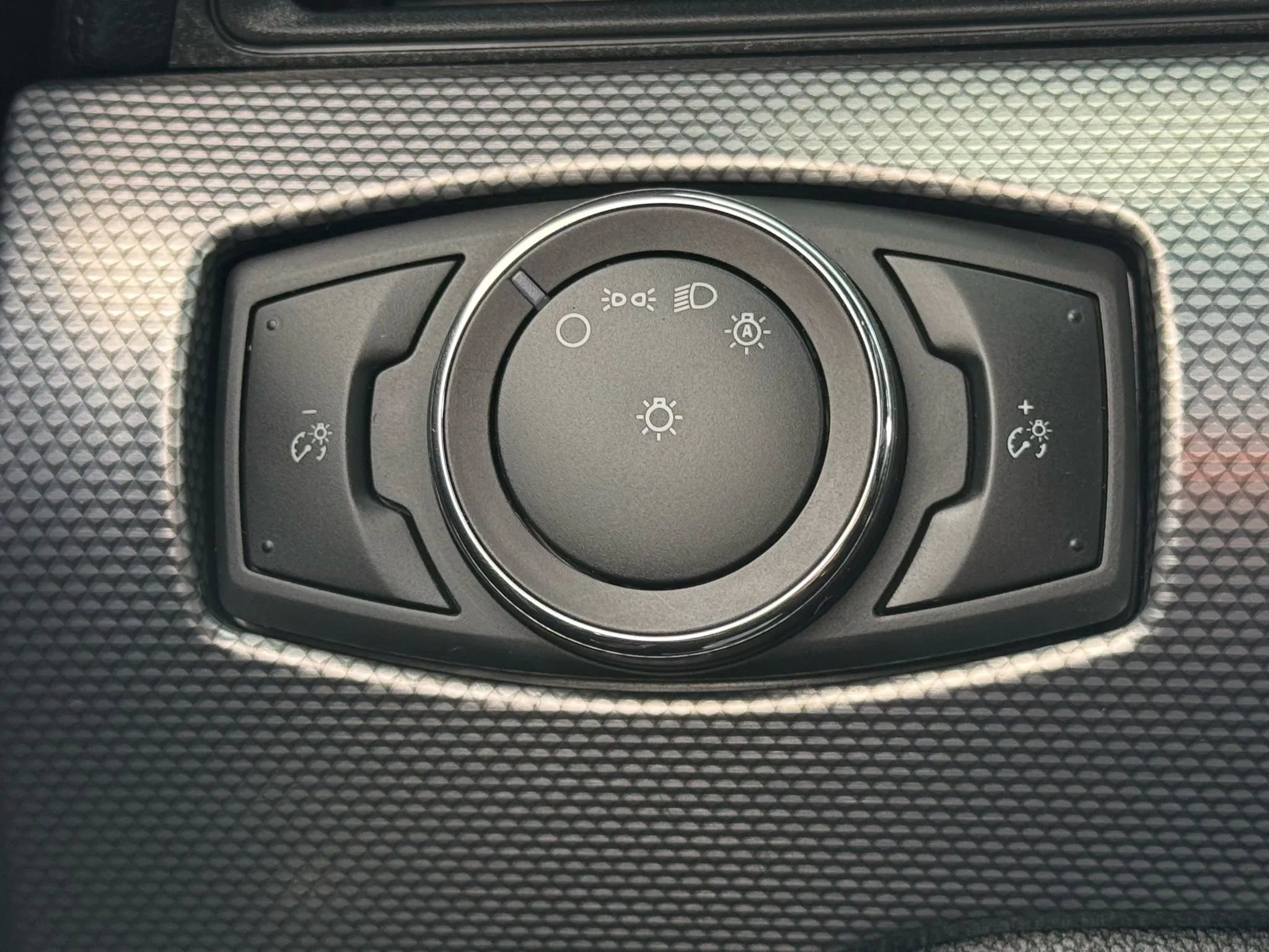 Used 2019 Ford Mustang Coupe w/ Equipment Group 101A image 34