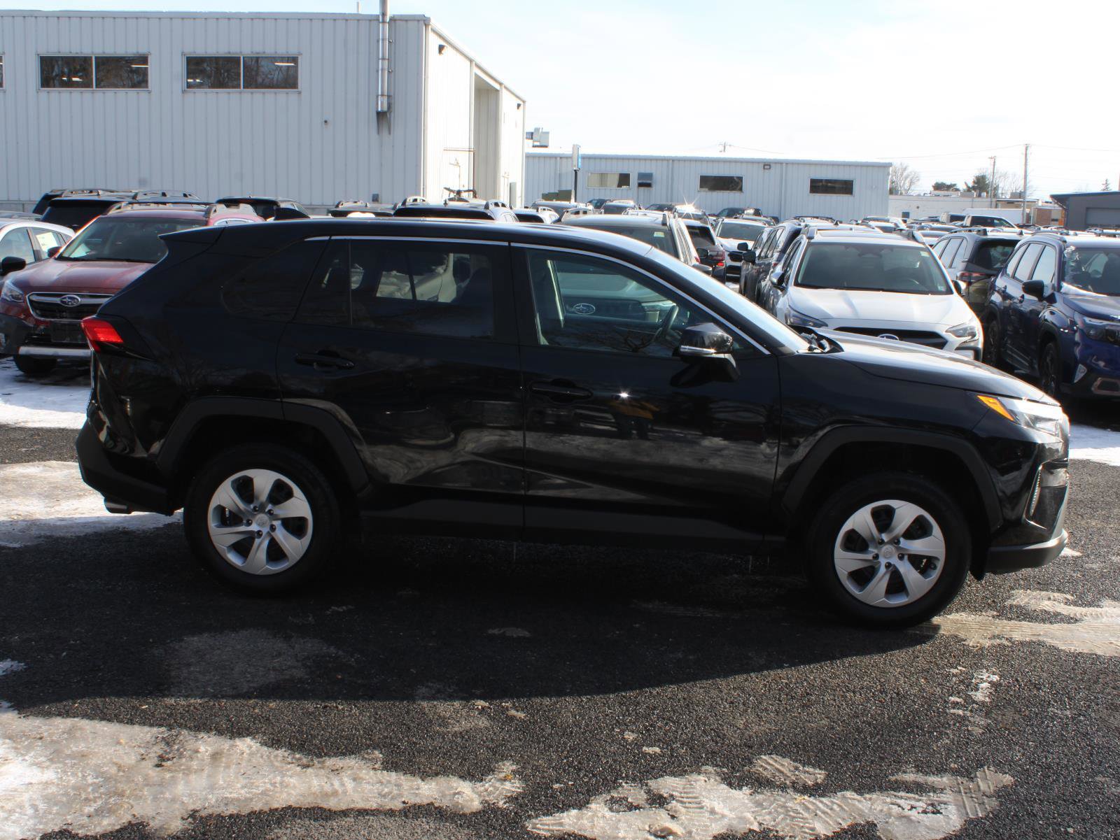 Used 2023 Toyota RAV4 LE image 4