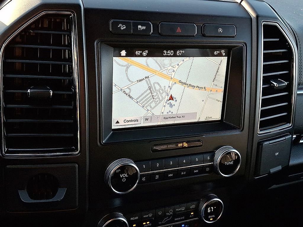 Used 2019 Ford Expedition Limited w/ Cargo Package image 22