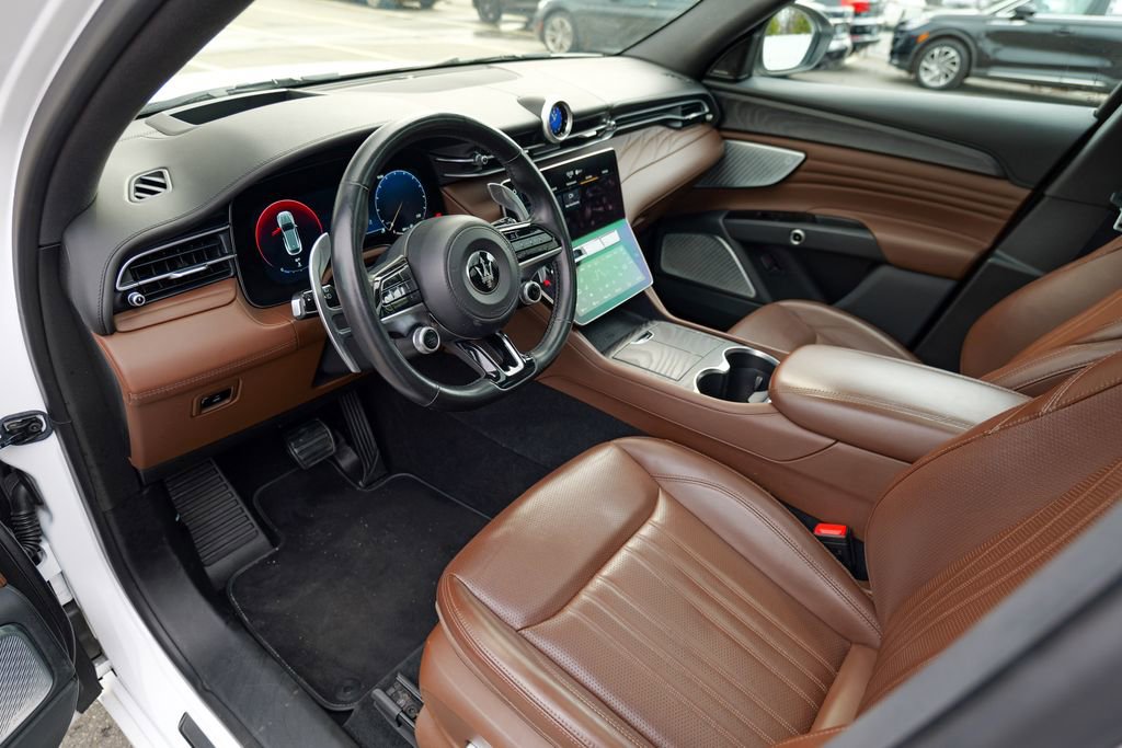 Certified 2023 Maserati Grecale GT image 20