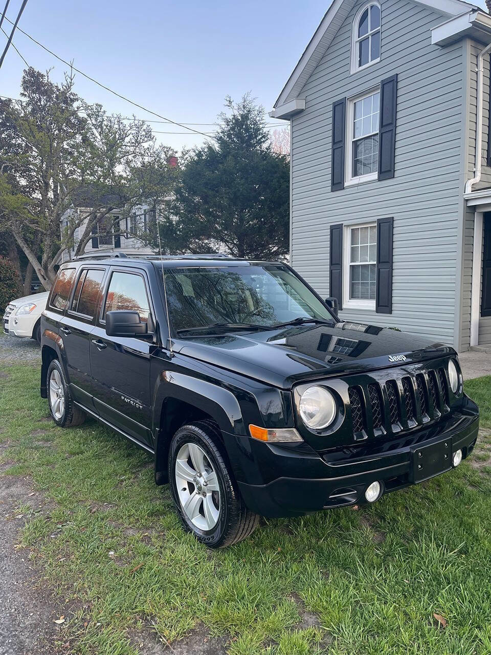 Used 2013 Jeep Patriot Latitude image 2