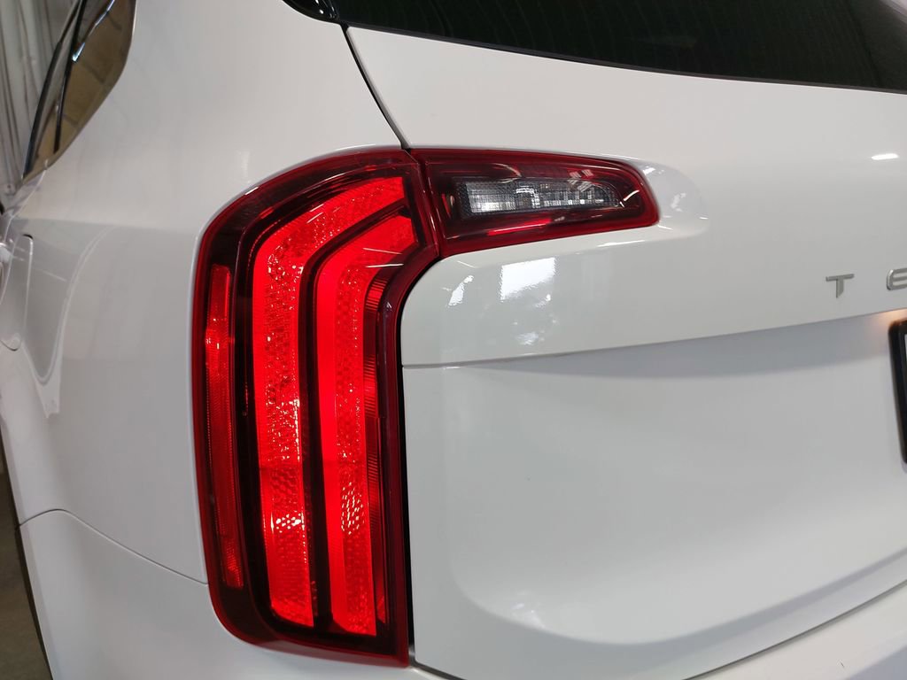 Used 2025 Kia Telluride S image 36