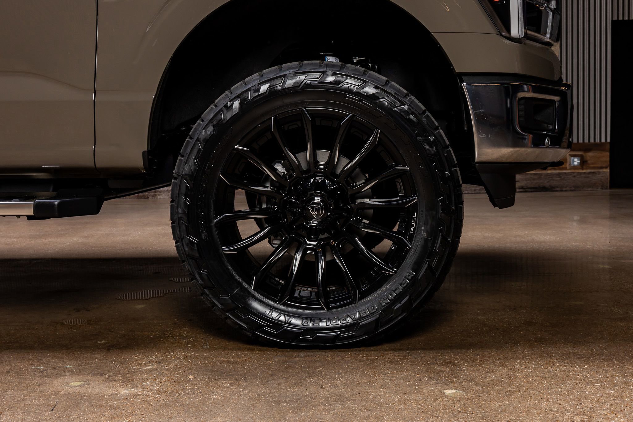 Used 2026 Ford F150 Lariat w/ Equipment Group 502A High AWD/4WD image 12