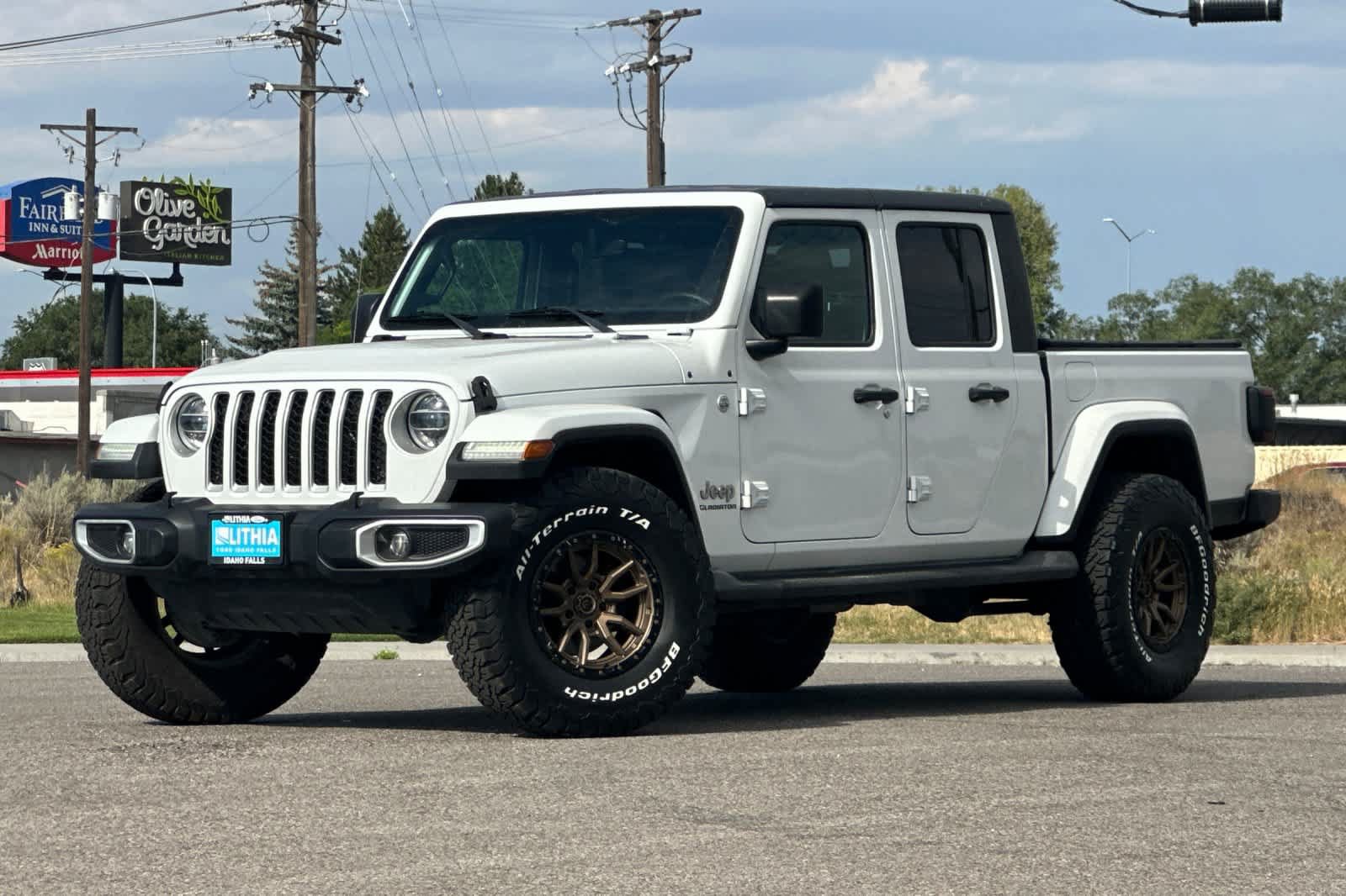 Used 2020 Jeep Gladiator Overland AWD/4WD video 1