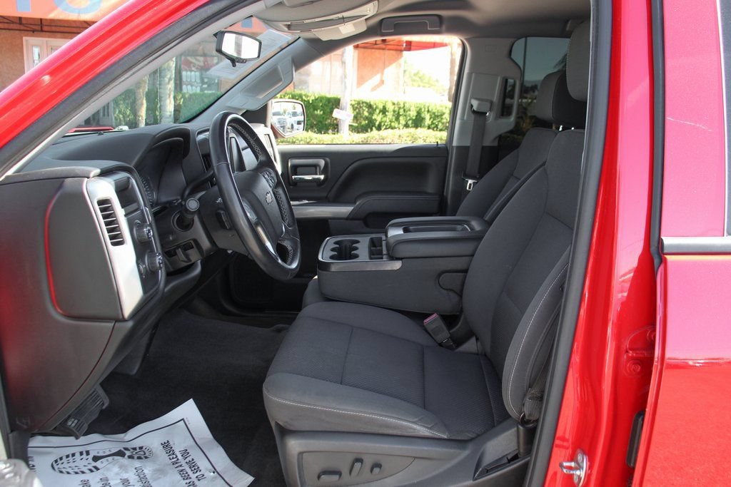 Used 2018 Chevrolet Silverado 1500 LT w/ Texas Edition AWD/4WD image 17