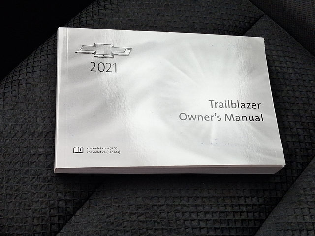 Used 2021 Chevrolet TrailBlazer RS w/ Convenience Package image 25