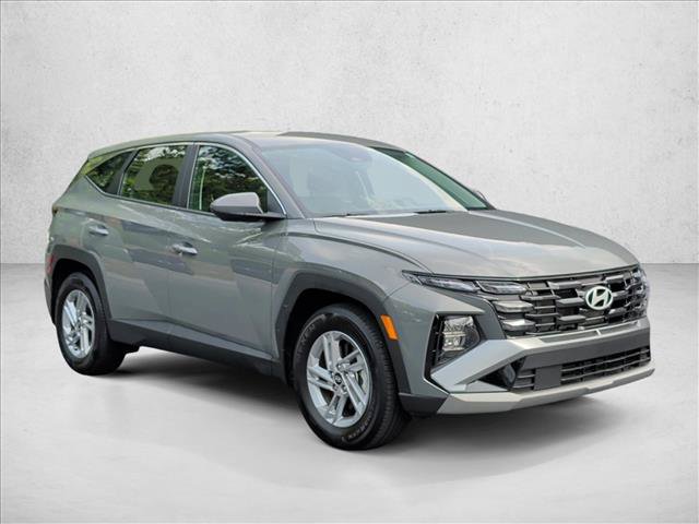 Used 2025 Hyundai Tucson SE FWD image 3
