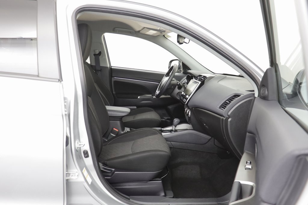 Used 2020 Mitsubishi Outlander Sport SE image 17