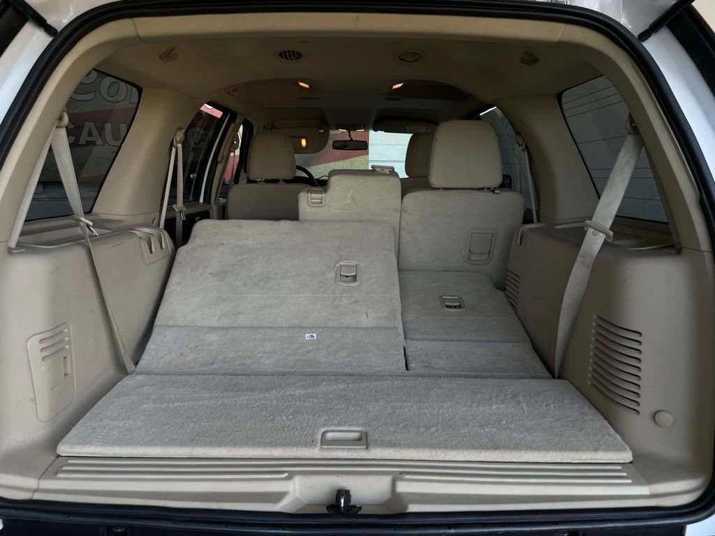 Used 2015 Ford Expedition XL image 28