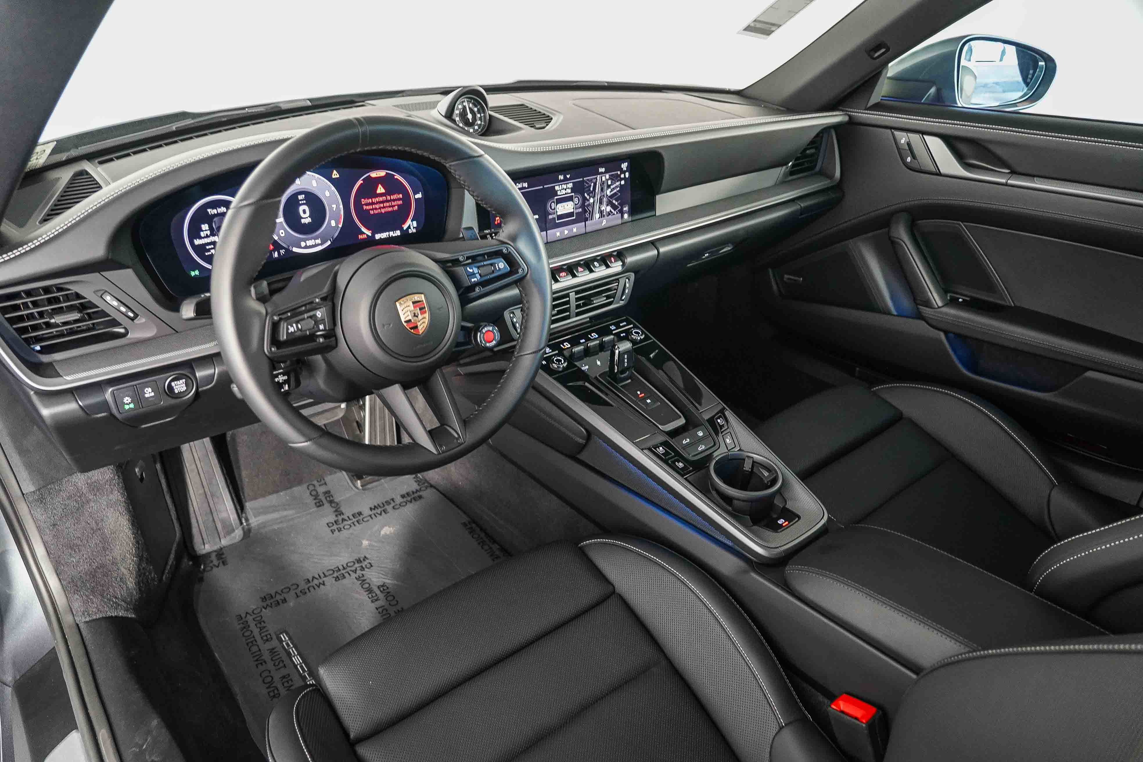 Used 2025 Porsche 911 Carrera image 18